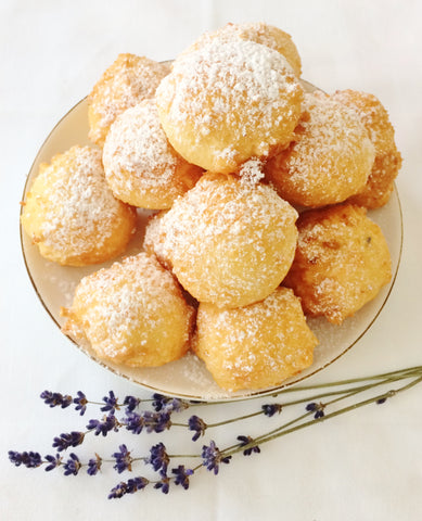 Fritule with lavender