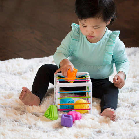 The Benefits of Traditional Toys & Learning Through Play – Le Toy Van, Inc.