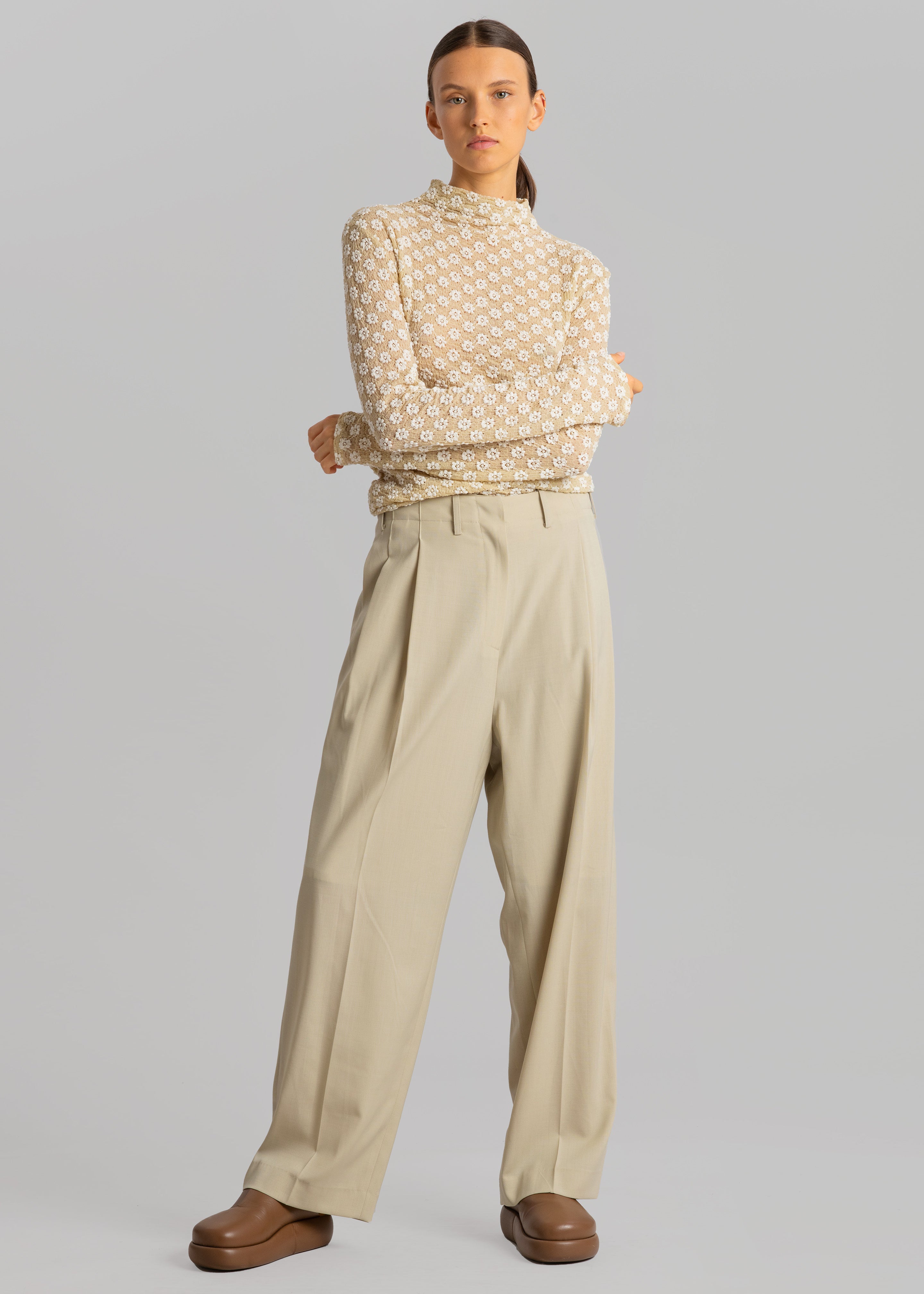 Sefa Tuck Pants - Beige