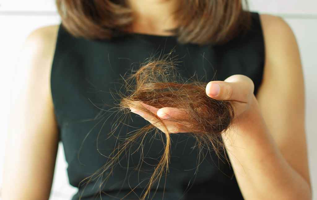 How to Stop Hair Fall: Common Causes & Natural Ways to Stop Hair Loss