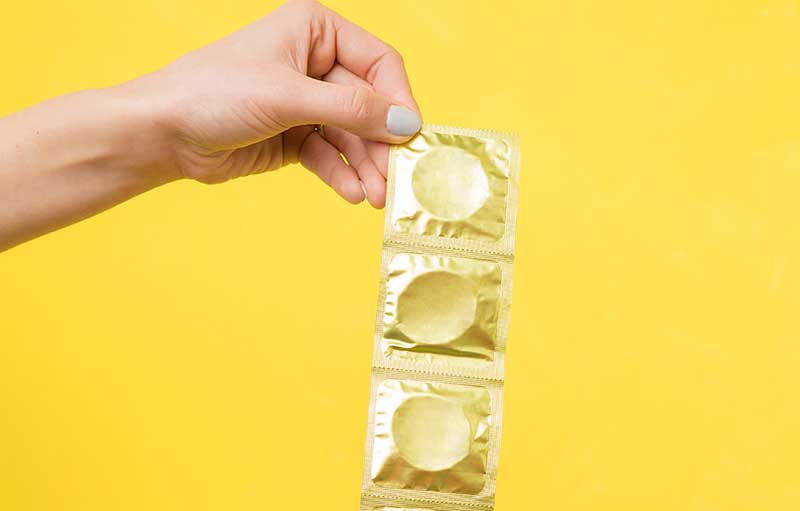 5 Keunggulan Kondom Dibanding Alat Kontrasepsi Lain