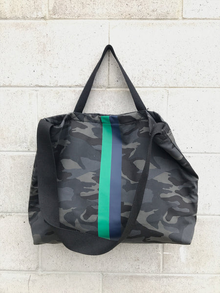 camo tote bag