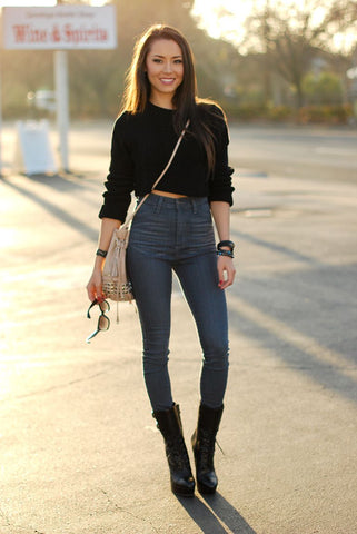 Crop Top with High Waist