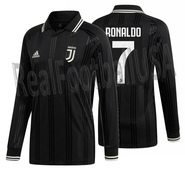 cristiano ronaldo juventus long sleeve jersey