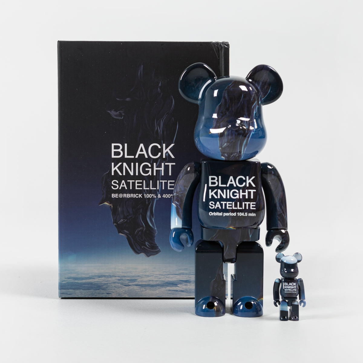 Bearbrick × BLACK KNIGHT SATELLITE 1000％BE@RBRICK ベアブリック