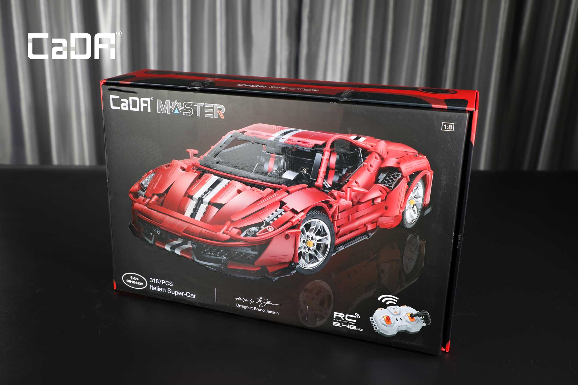 CaDA Italian supercar C61042W Pictures of packaging