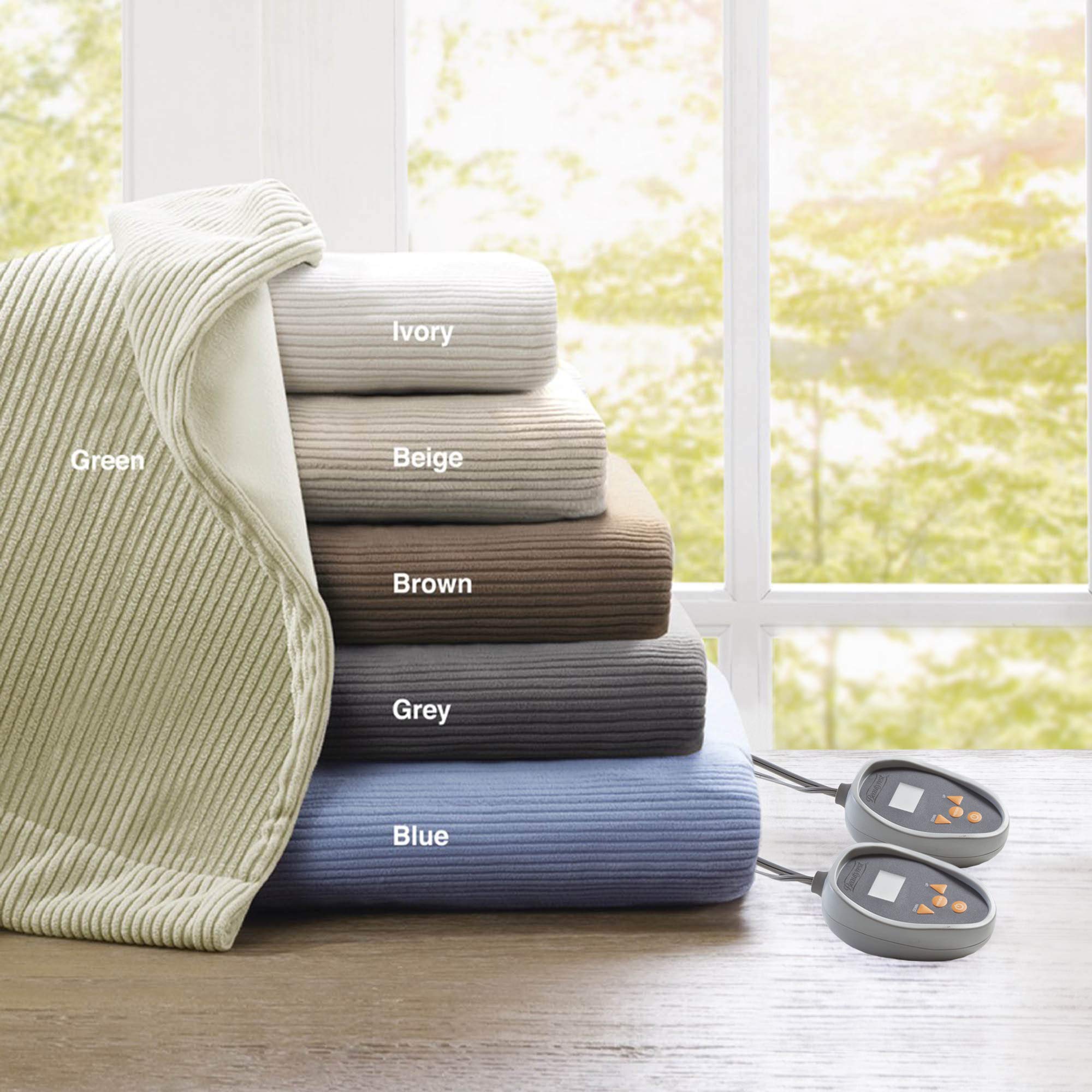 Beautyrest Electric Ribbed MicroFleece Luxury Soft Blanket-Secure Comfort Technology-Two 20-Setting Heat Controllers for Bed or Couch, King, Brown