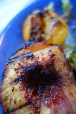 grilled peaches 