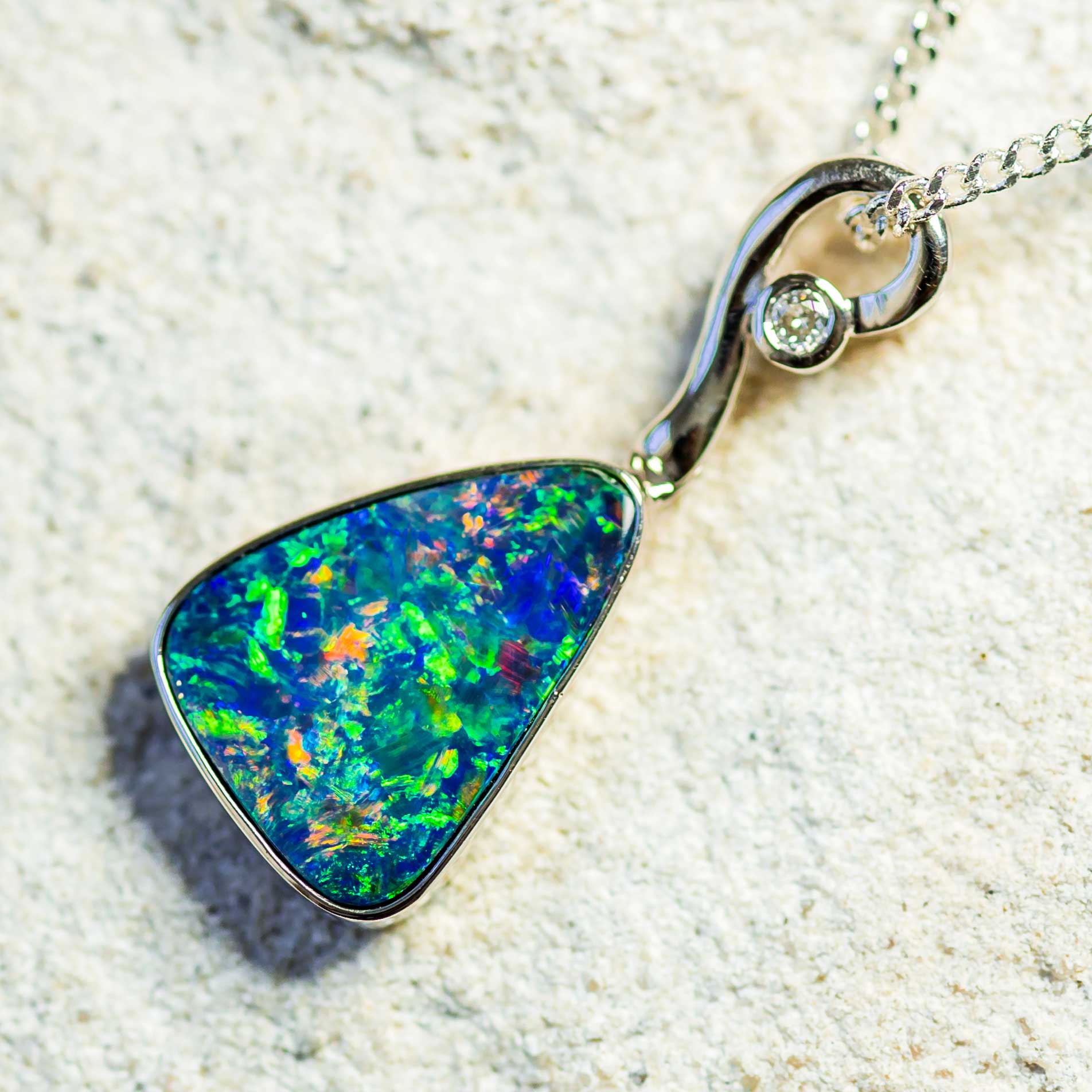 Lilla Station dobbelt Shop Opal Pendants | Opal Necklace Jewelry - Black Star Opal