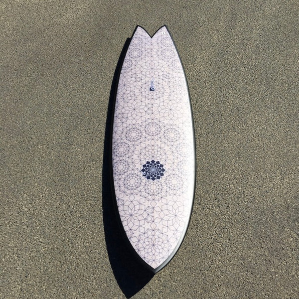Sustainable surfboards? Gary McNeill CV2 Treetech ECO Surfboard Review - Benny's Boardroom