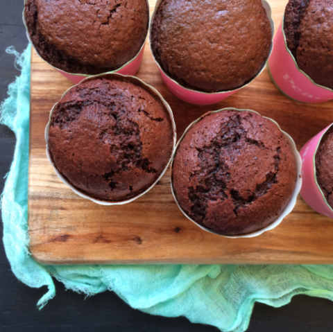 Healthy red velvet cupcakes