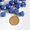 Perle bois bleu hexagonale,fournitures créatives, perles bois,création bijoux,perle hexagone,Perles géométriques,11mm, lot de 5- G6050