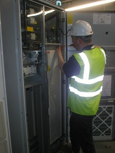 edc engineer installing a hire drive on site 