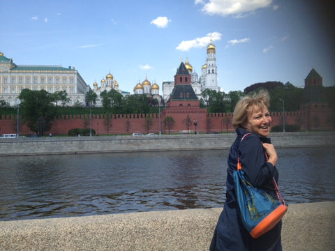 Sarah-Lou by the Moskva river