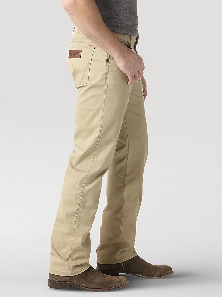 Wrangler Men Retro Slim Fit Straight Leg Pant in Fawn – Shade Tree  Outfitters