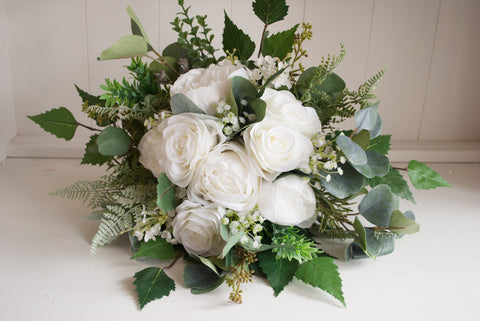 white and green rustic bouquet