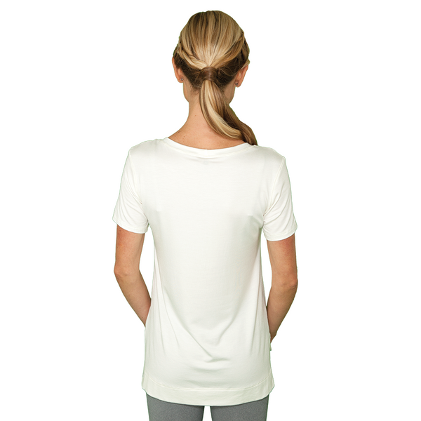 Simple White workout shirt with Comfort Workout Clothes