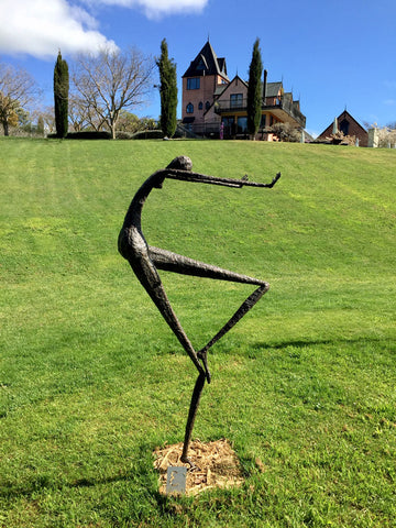 Chambré, sculpted by Allan O’Loughlin