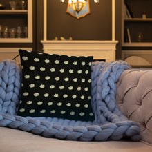 Load image into Gallery viewer, QUEEN Basic Throw Pillow