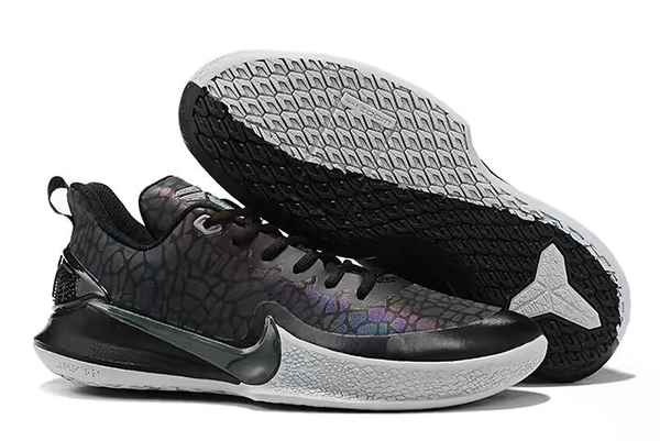 kobe focus black