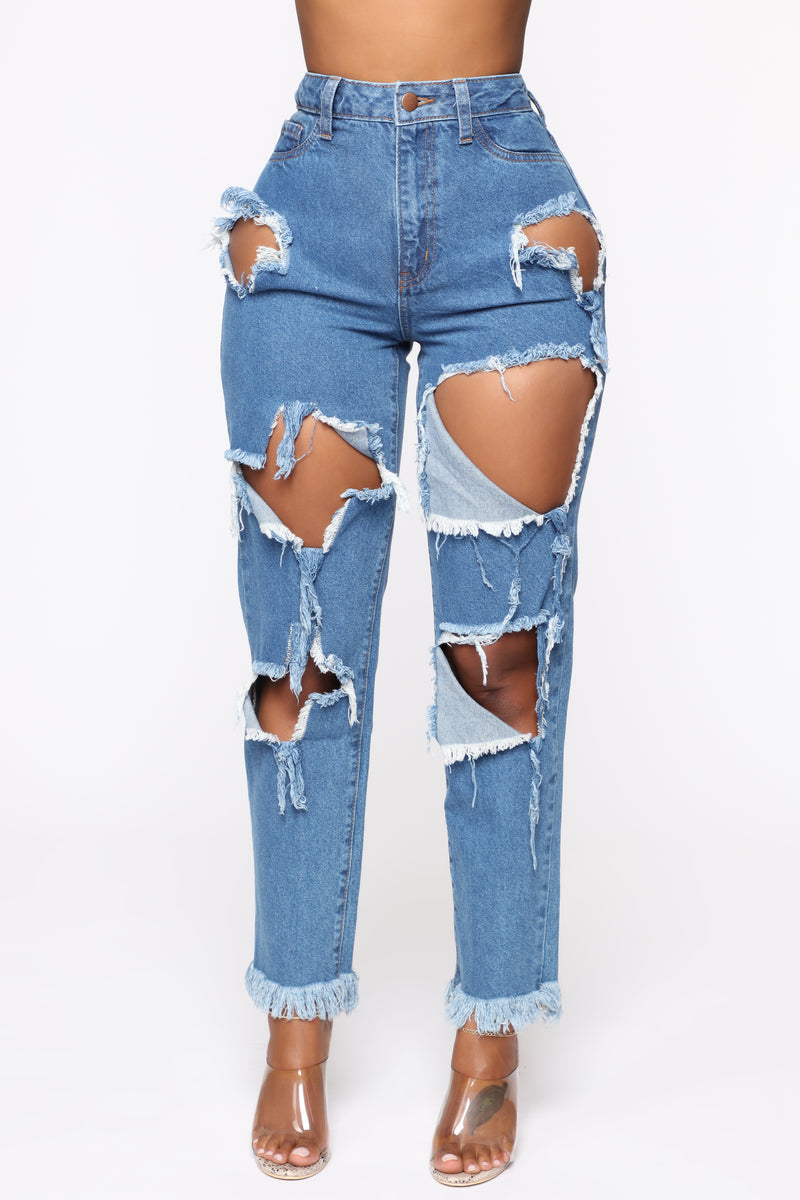 medium wash boyfriend jeans