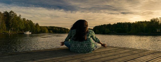 femme avec l'esprit vidé