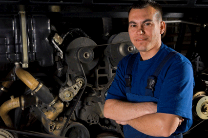 Mechanic who doesn't need to worry with Truck Fuel Tabs