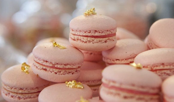 Pink and gold macaroons 