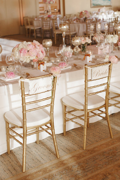 Blush and gold table decor