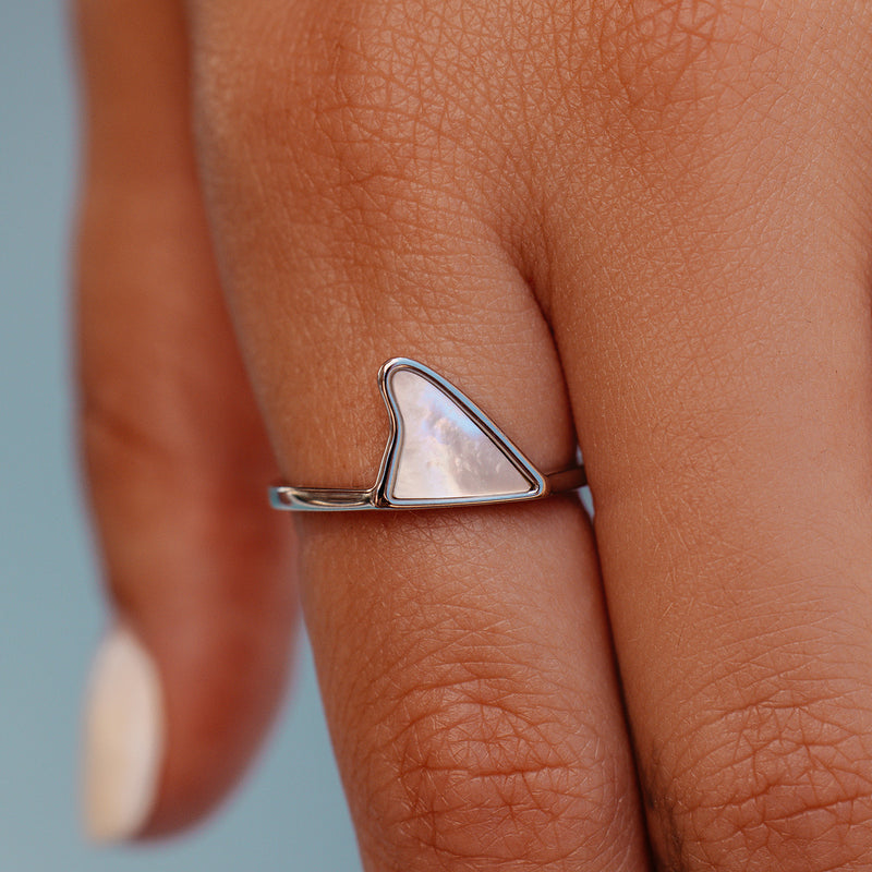 Mother of Pearl Shark Fin Ring 1