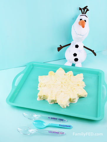 Frozen 2 party dessert idea, turning ice cream into a snowflake mold