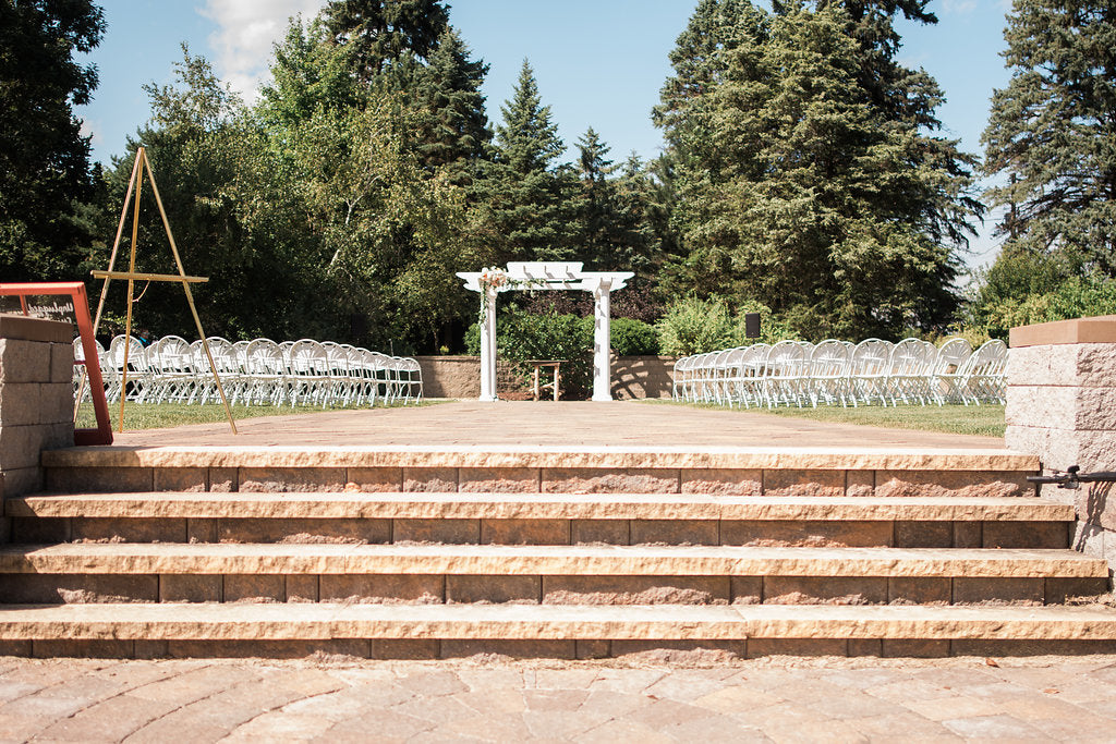 ceremony arch