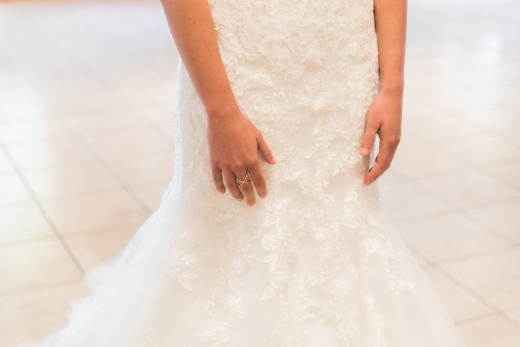 lace bridal gown