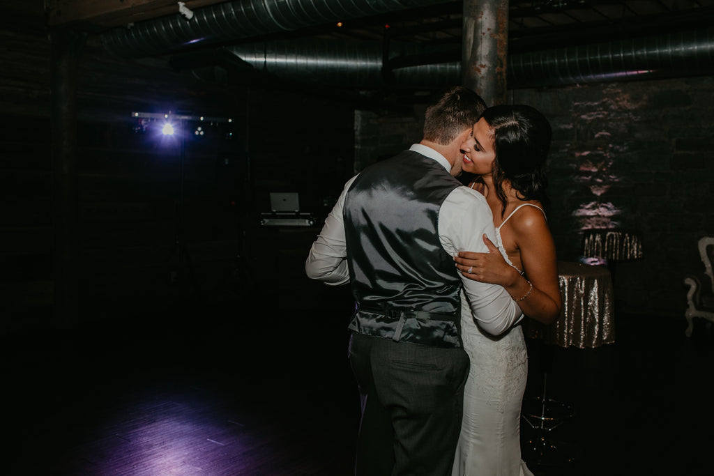  Bride and Groom First Dance| Danielle and Steve's Wedding | Kennedy Blue