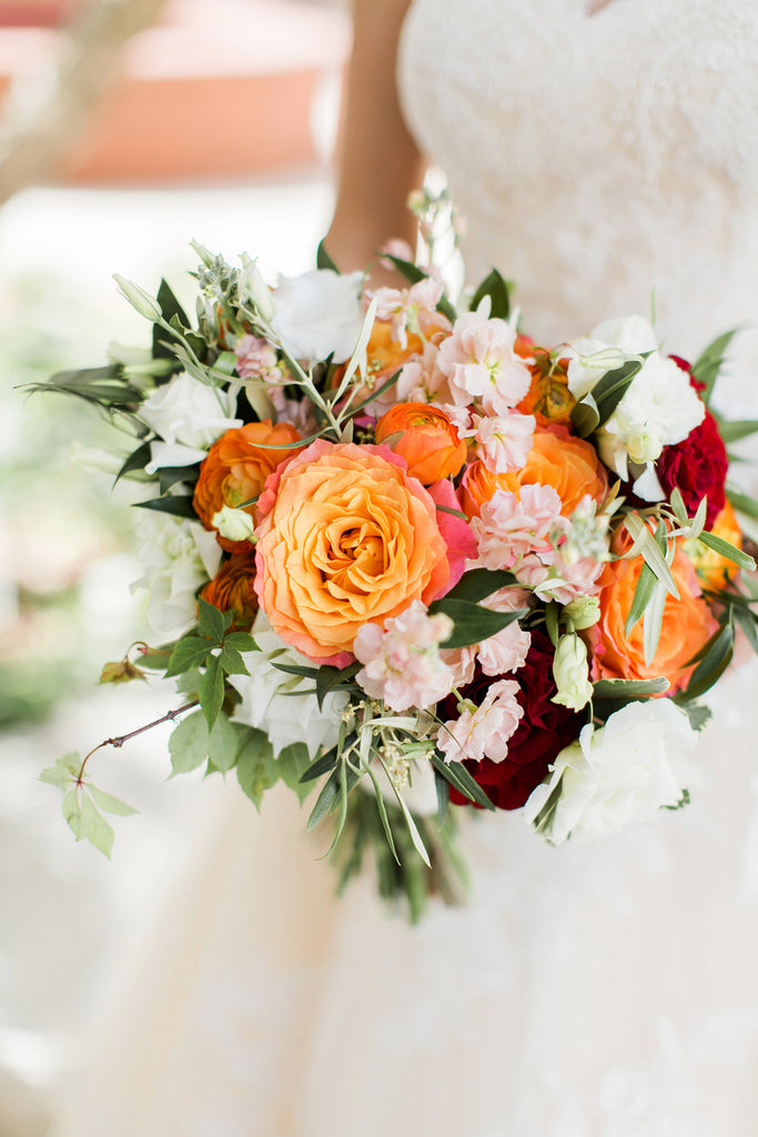 Brides Bouquet | Alexis and Michaels Wedding | Featured on Destination Wedding Details | Real Wedding blog
