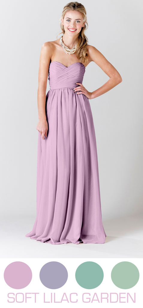Lilac purple bridesmaid dresses are perfect for Spring and Summer weddings!