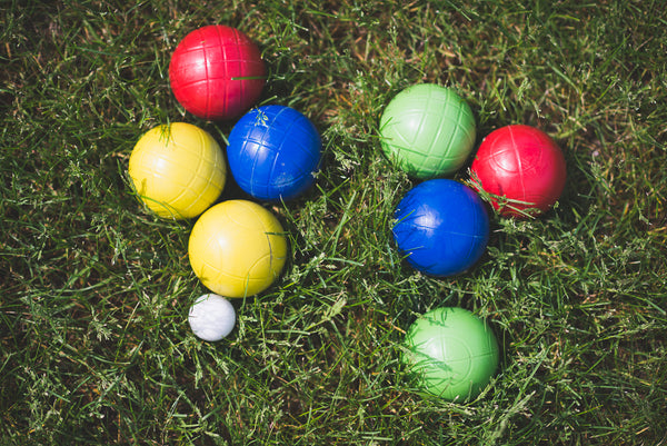 #17: Entertain guests with yard games | 20 Outdoor Wedding Planning Tips You Need To Know