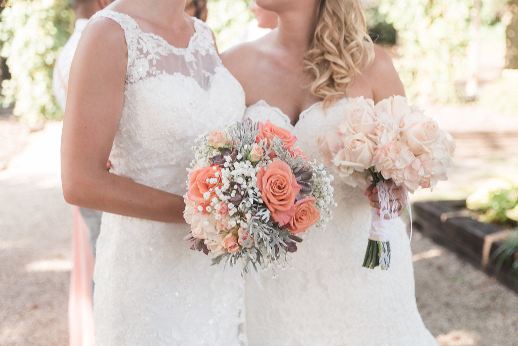 peach bridal bouquets 