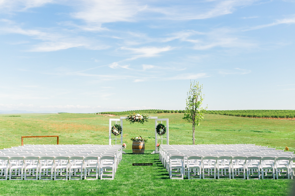 A beautiful country wedding ceremony! | An Elegant, Blush Pink, Rustic Wedding | Kennedy Blue | Catherine Leanne Photography