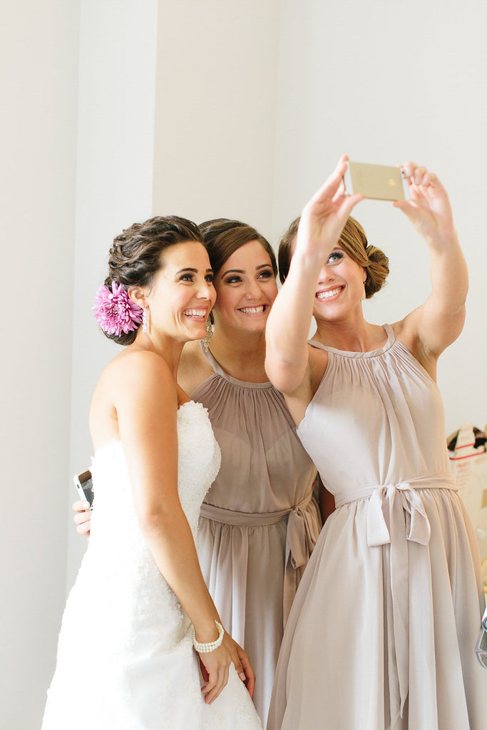 Selfies of the bride and her bridesmaids | Floral Graffiti Inspiration at The Big Fake Wedding