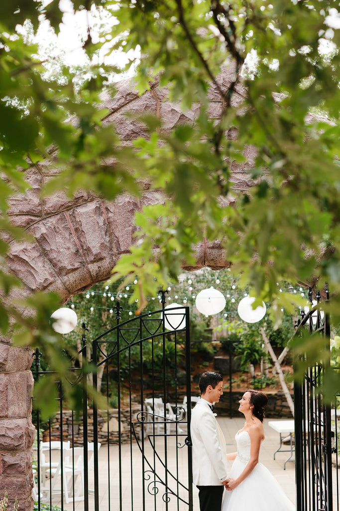 A stunning Twin Cities wedding at Van Dusen Mansion | A Timeless and Traditional Mansion Wedding