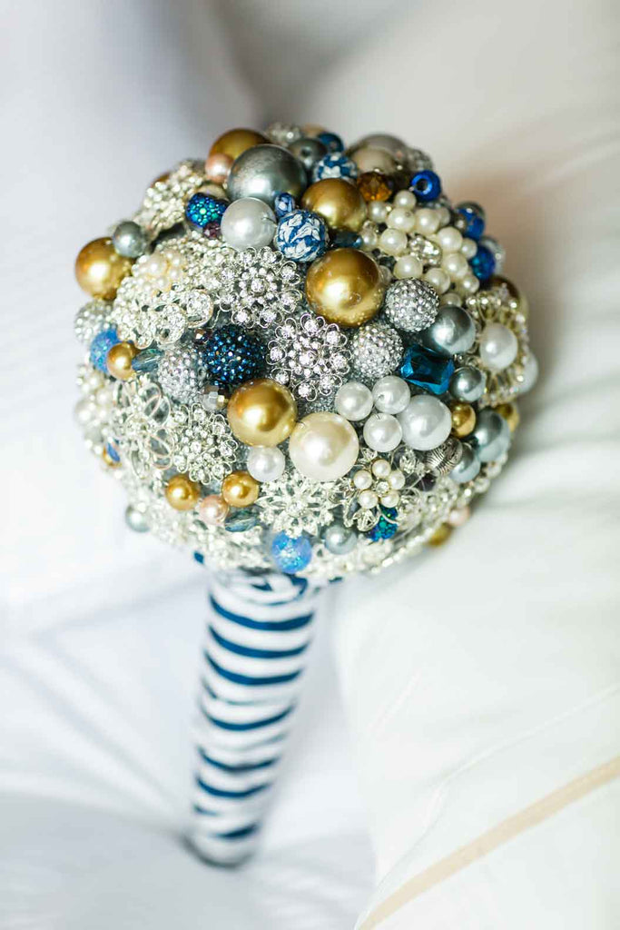 A bridal brooch bouquet | A Blue and Pink Rock 'n Roll Wedding