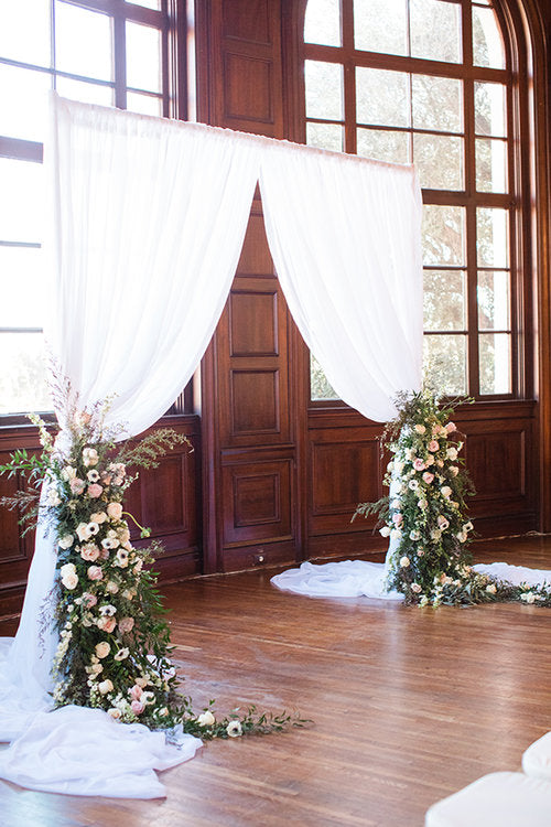 Alter Decor | Ebell Los Angeles Styled Shoot | Kennedy Blue featured on Strictly Weddings