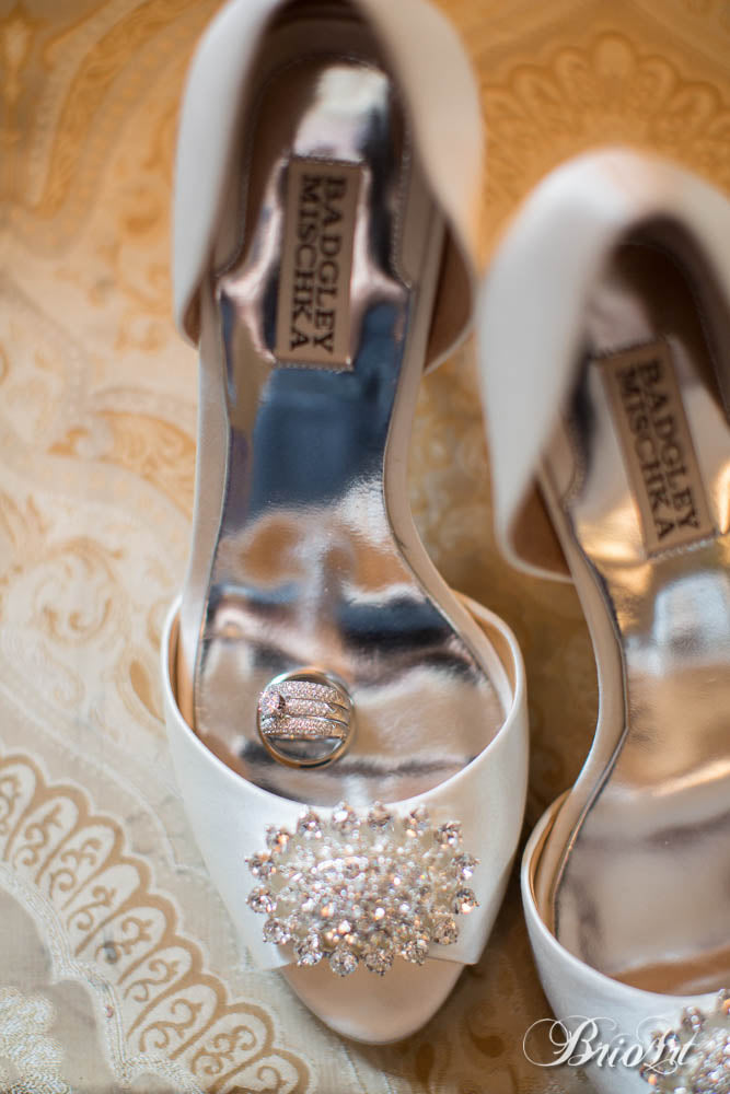 Badgley Mischka bridal shoes are perfect for a wedding! | A Romantic Jewel-Tone Wedding