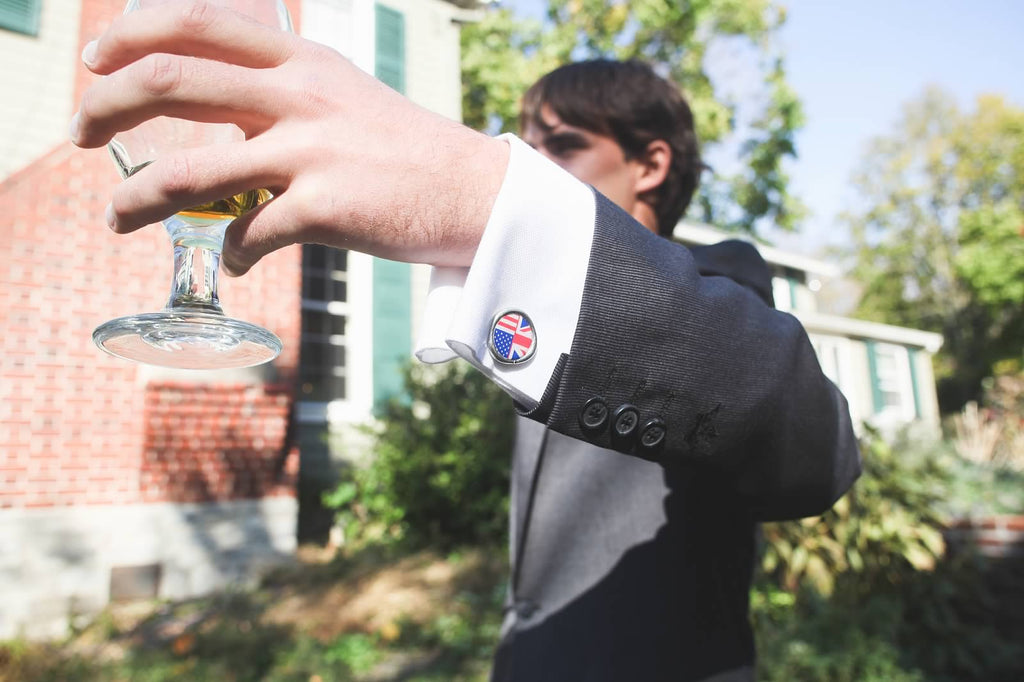 British/American cuff links to celebrate the bride and groom's heritage! | See the full gallery here!