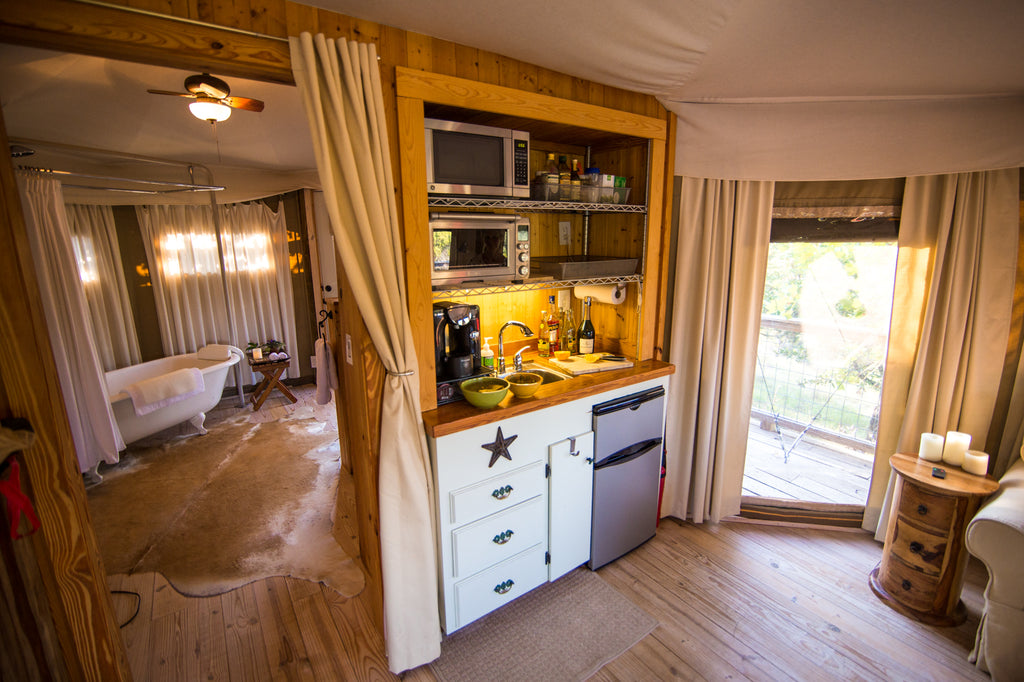 A Small Kitchenette Inside Sinya