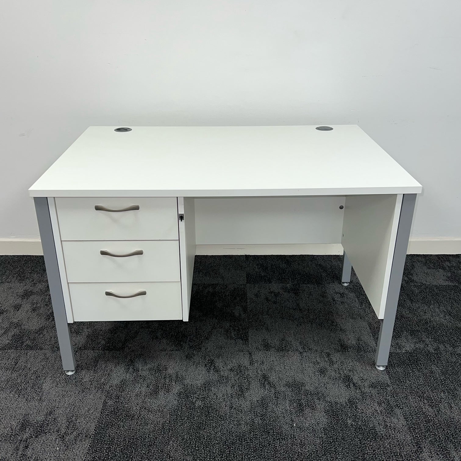 second hand white desk