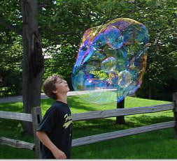 Extreme Bubbles Inc. makes bubble toys, big bubble wands, giant bubble kits and bubble solution that work better than homemade giant bubble recipes and do it yourself bubble wands