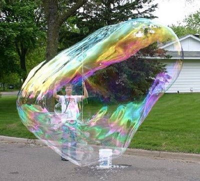 Extreme Bubbles Inc. makes bubble toys, big bubble wands, giant bubble kits and bubble solution that work better than homemade giant bubble recipes and do it yourself bubble wands