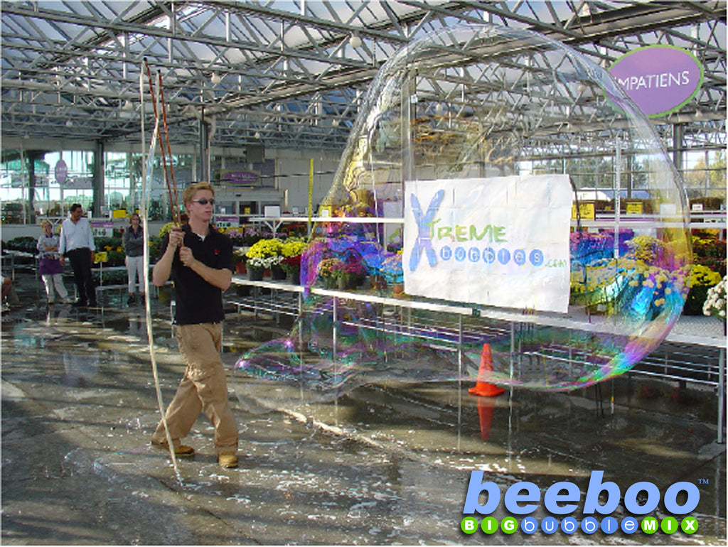 Extreme Bubbles Inc. makes bubble toys, big bubble wands, giant bubble kits and bubble solution that work better than homemade giant bubble recipes and do it yourself bubble wands